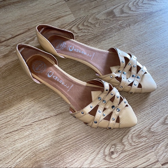shoe brands like jeffrey campbell